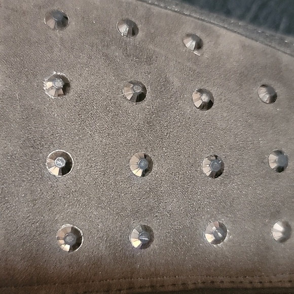 Union Bay woman's size 9 buckle boots with gunmetal accents - Picture 8 of 9